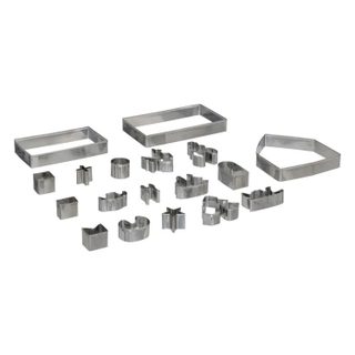 Lot de 18 Emporte-Pièces  Maison de Noël  24cm Argent
