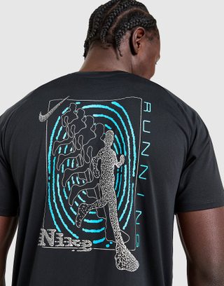 Nike T-shirt Stride Graphic - Noir, Noir