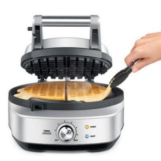 Gaufrier SAGE SWM520BSS4EEU1 inox 4 gaufres triangle 900W 7 niveaux