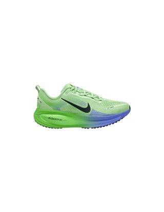 Chaussures Running Vomero 18 vertes et blanches
