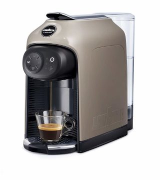 Lavazza Idola Entièrement Automatique Cafetière À Dosette 1,1 L