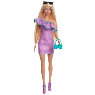 Barbie – Coffret Poupée Et Tenues