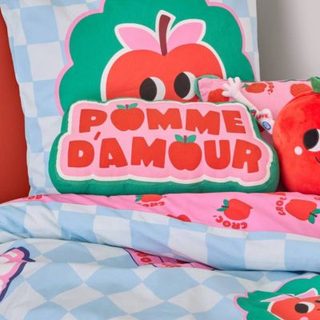 Coussin Cha Cha Pop Pomme d'amour 20x44cm Vert et Rose - Atmosphera Créateur d'intérieur