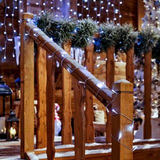 Guirlande lumineuse 100 LED 10m avec timer extérieur blanc froid fil transparent - Feeric Lights & Christmas