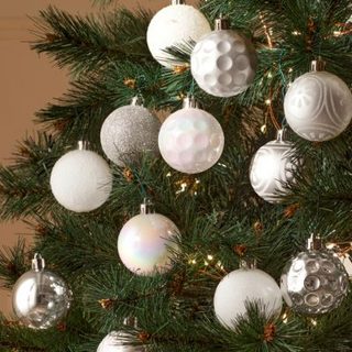 Boules de noël souffle polaire lot de 12 en plastique d6cm - feeric lights & christmas