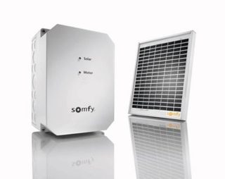 Kit d'alimentation solaire pour motorisation de portail et porte de garage - Somfy - Facile à installer - Pas de tranchée
