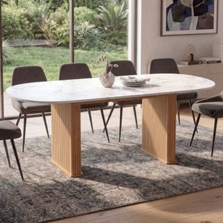 Table à manger extensible ovale JULIETTE 6-10 personnes pieds effet lattes et plateau effet marbre ALASKA 160-200 cm
