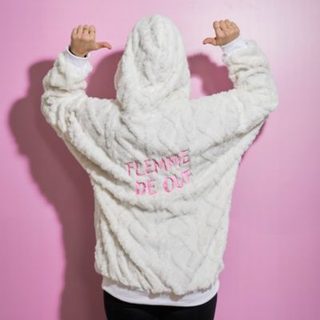 Plaid - THE CONCEPT FACTORY - Ample - Doux - Blanc et rose