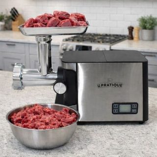 Hachoir a viande electrique LE PRATIQUE Premium 900 W LCD 3 grilles et 3 entonnoirs a saucisses