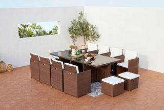 Table et chaises 12 places encastrables résine marron-blanc MONACO