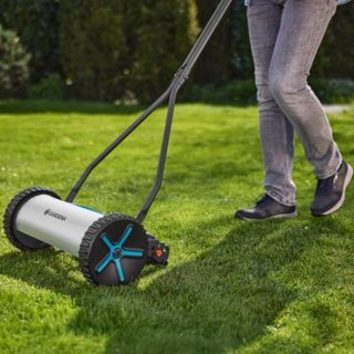 Tondeuse manuelle cylindrique Comfort 330, largeur de coupe 33 cm, 11750-20