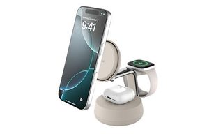 Station de recharge aimantée 3 en 1 Belkin UltraCharge Pro + câble et adaptateur secteur USB-C Sable