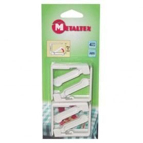 Pince nappe en plastique