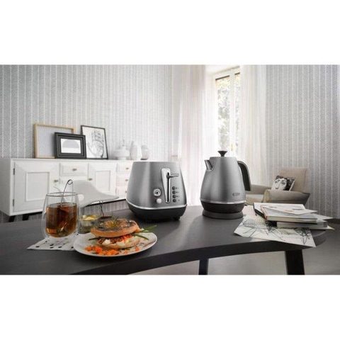 Delonghi Bouilloire Electrique - KBI2001.S - 2000 W - 1,7 L - Métal mat / Détails