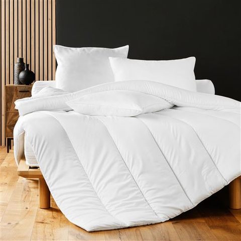 Douceur d'Intérieur Couette microfibre confort 200x200cm